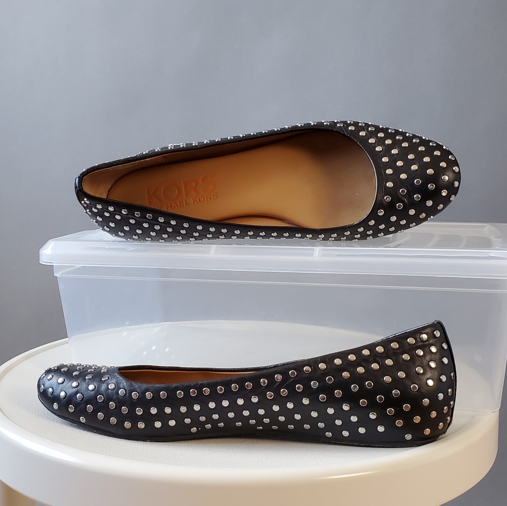 Michael Kors Flats - EUC